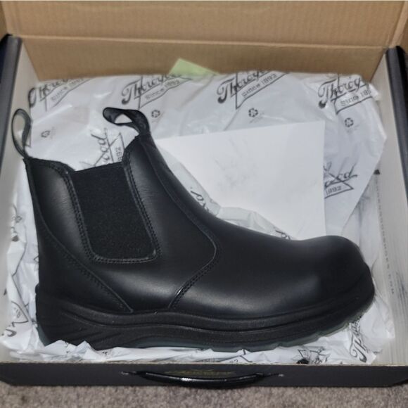 NWT Thorogood 6\